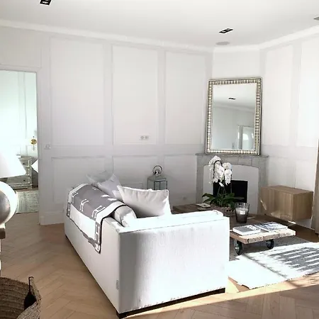 Croisette Luxury Retreat