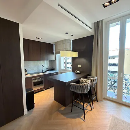 Croisette Luxury Retreat *