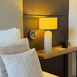 Croisette Luxury Retreat