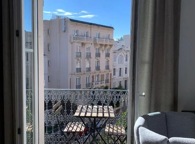 Daire Croisette Luxury Retreat Cannes