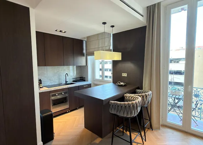 Croisette Luxury Retreat *
