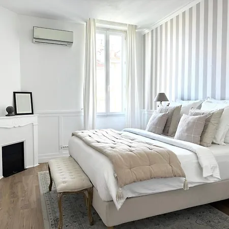 A 2 Pas De La Croisette Apartment *